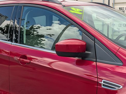 Used 2014 Ford Escape SE w/ Equipment Group 201A FWD image 10