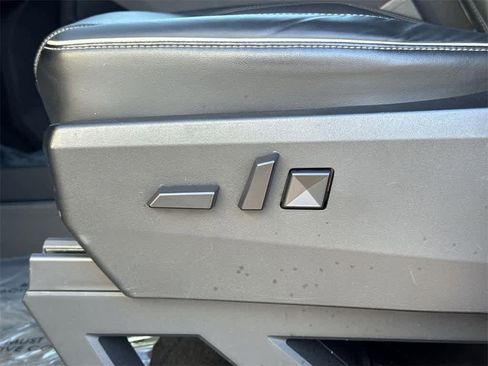 Used 2024 Tesla Cybertruck AWD Crew Cab image 27