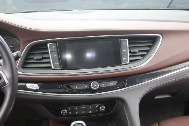 Used 2019 Buick Enclave Avenir w/ Avenir Technology Package AWD/4WD image 26