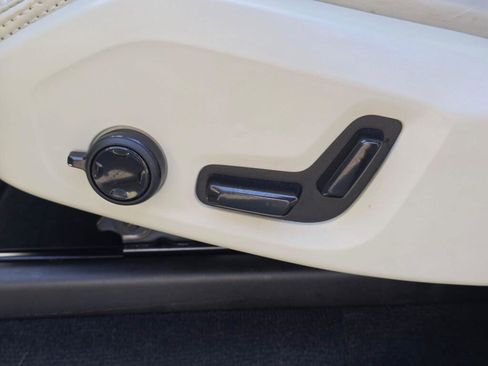 Used 2020 Volvo XC90 T6 Inscription w/ Protection Package Premier image 38