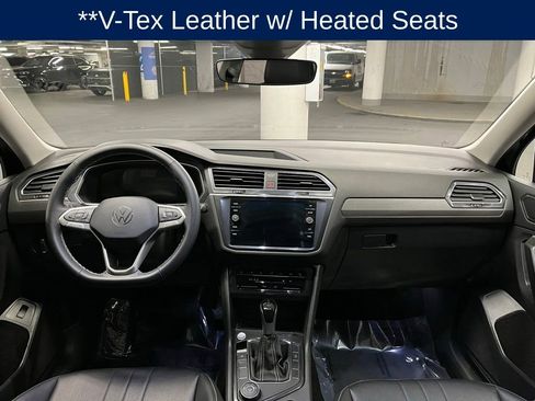 Used 2024 Volkswagen Tiguan SE w/ Panoramic Sunroof Package AWD/4WD image 7