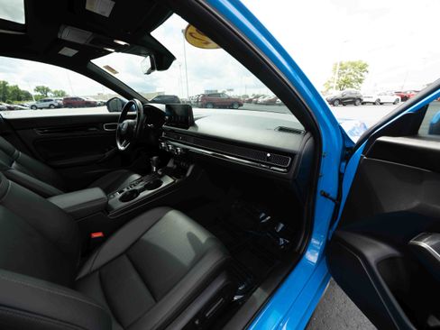Used 2022 Honda Civic Sport Touring image 25