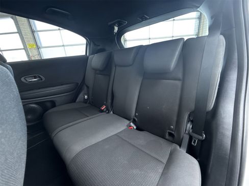 Used 2021 Honda HR-V Sport image 30