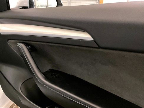 Used 2022 Tesla Model 3 Long Range image 24