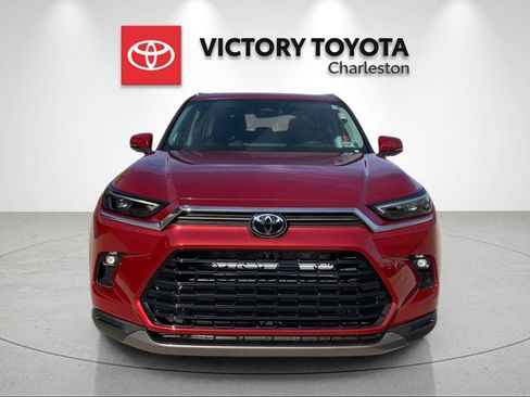 New 2026 Toyota Grand Highlander AWD Hybrid image 8