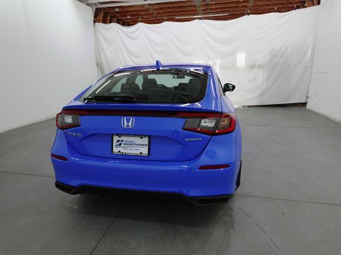 Certified 2024 Honda Civic Sport image 5