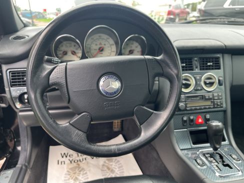 Used 1998 Mercedes-Benz SLK 230 image 10