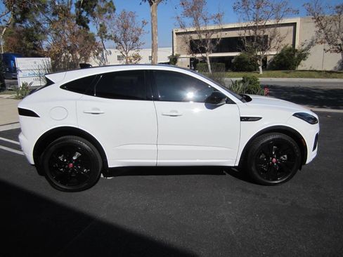 Used 2021 Jaguar E-PACE 300 Sport image 2