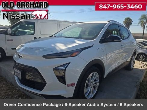 Used 2023 Chevrolet Bolt EUV LT w/ Driver Confidence Package FWD image 1