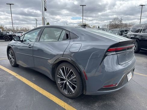 Used 2024 Toyota Prius LE image 4