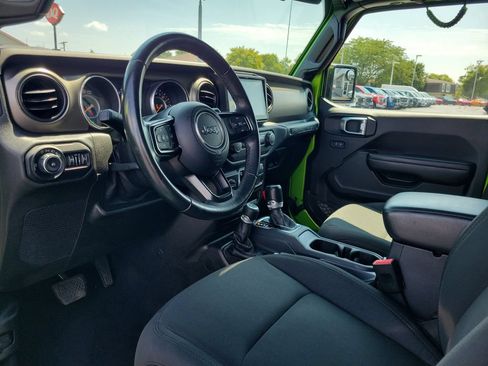 Used 2018 Jeep Wrangler Unlimited Sport S AWD/4WD image 21