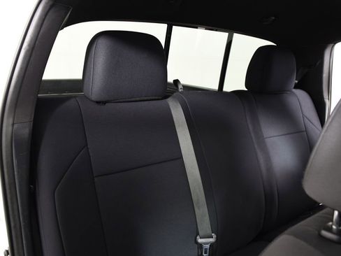 Used 2019 Toyota Tacoma TRD Off-Road AWD/4WD image 23