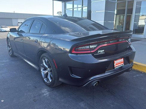 Used 2019 Dodge Charger GT image 2
