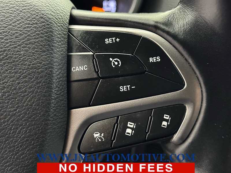 Used 2021 Jeep Grand Cherokee Limited w/ Luxury Group II AWD/4WD image 45