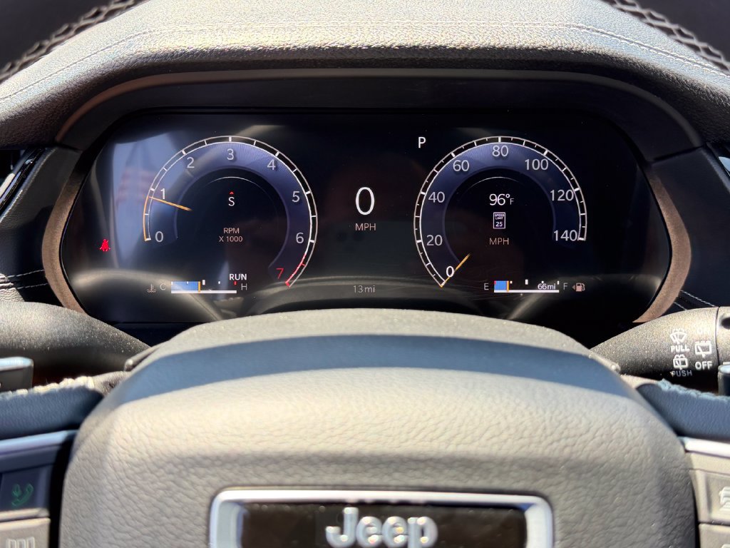 New 2026 Jeep Grand Cherokee Altitude AWD/4WD image 12