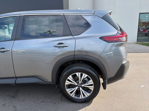 Used 2023 Nissan Rogue SV image 8