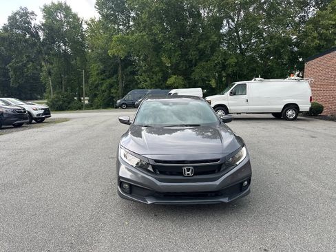Used 2021 Honda Civic Sport image 2
