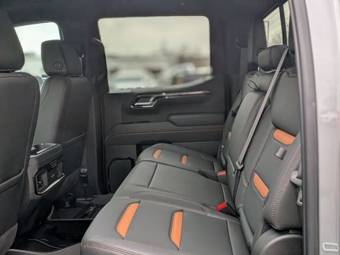 Certified 2025 GMC Sierra 1500 AT4 w/ Technology Package image 33