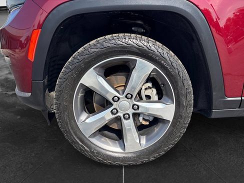 Used 2021 Jeep Grand Cherokee L Limited AWD/4WD image 15