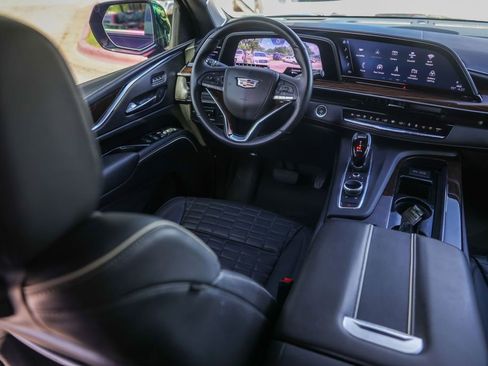 Used 2023 Cadillac Escalade Sport Platinum RWD image 28
