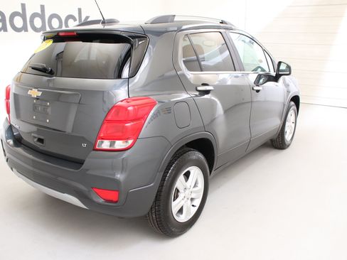 Used 2018 Chevrolet Trax LT w/ LT Convenience Package AWD/4WD image 8