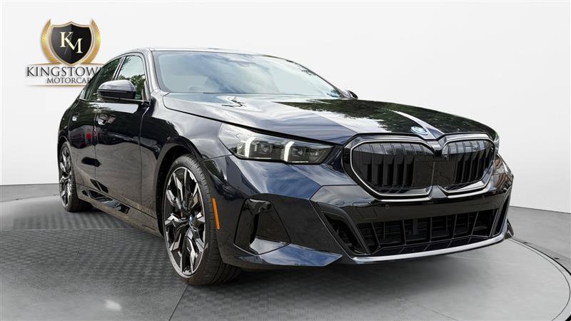 Used 2026 BMW 550e xDrive w/ Executive Package AWD/4WD image 7