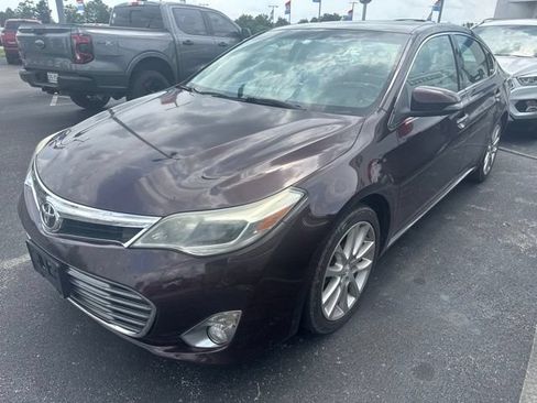 Used 2013 Toyota Avalon XLE Touring FWD image 3