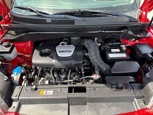 Used 2018 Kia Soul ! w/ Tech Package FWD image 28