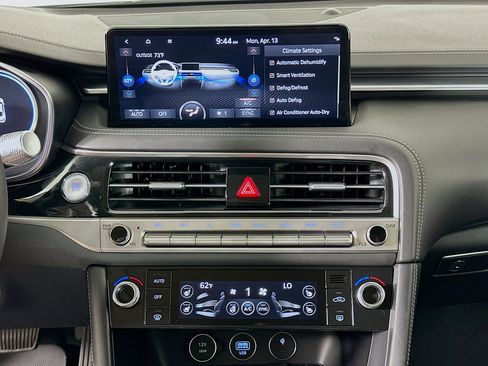 Used 2026 Genesis G70 2.5T Prestige image 24