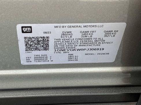Used 2023 Chevrolet Traverse LT AWD/4WD image 24