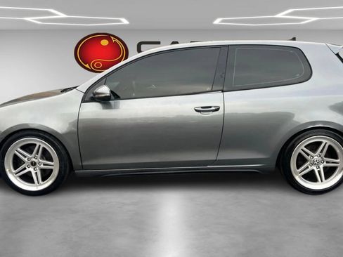 Used 2011 Volkswagen GTI 2-Door FWD image 2