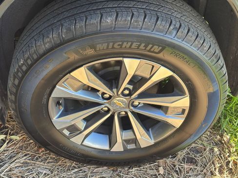 Used 2025 Chevrolet Equinox LT image 30