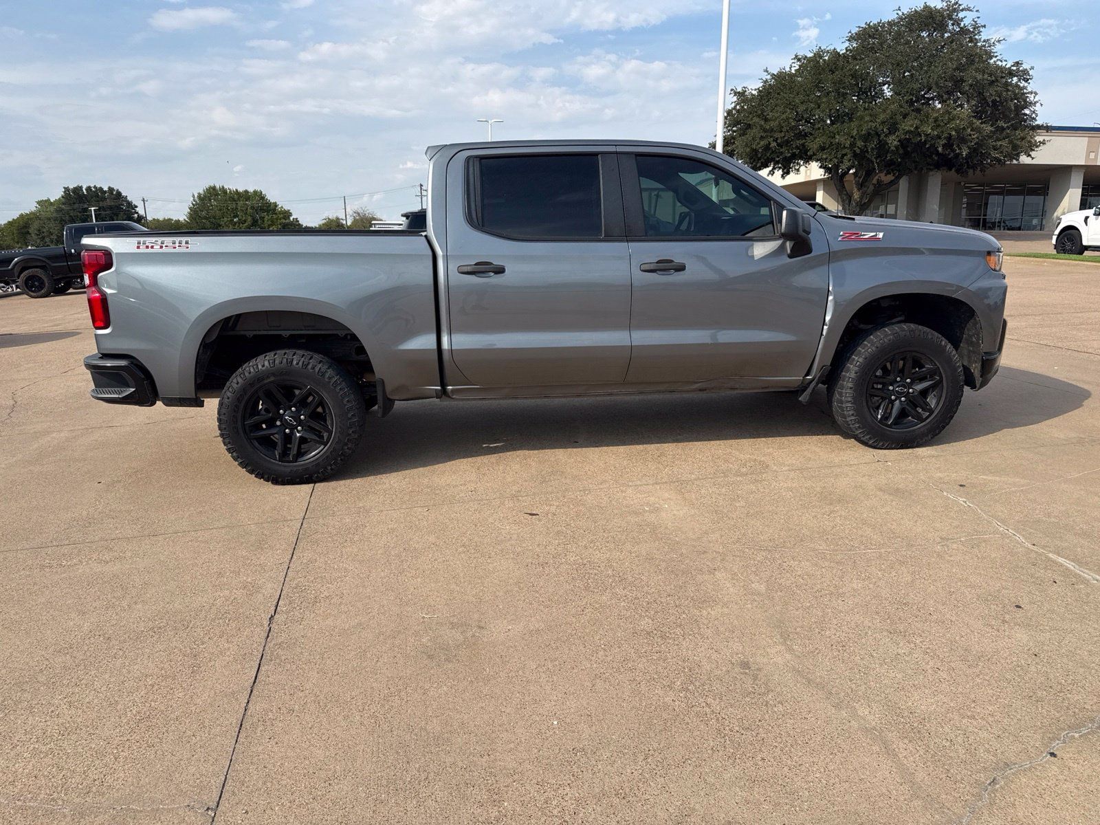 Used 2021 Chevrolet Silverado 1500 Custom Trail Boss AWD/4WD image 8
