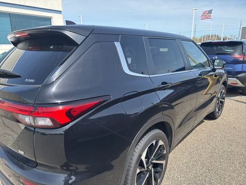 Used 2024 Mitsubishi Outlander SE AWD/4WD image 8