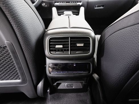 Used 2024 Mercedes-Benz GLE 580 4MATIC image 31