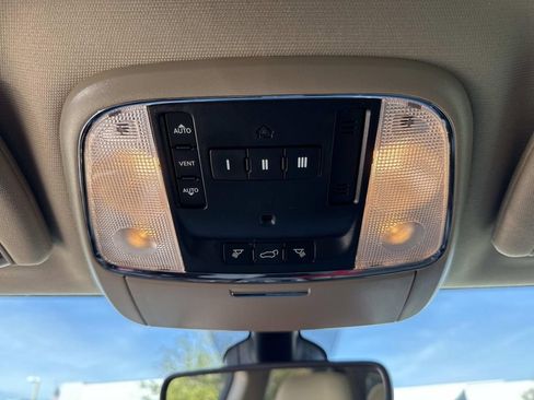 Used 2019 Jeep Grand Cherokee Limited w/ Trailer Tow Group IV image 42