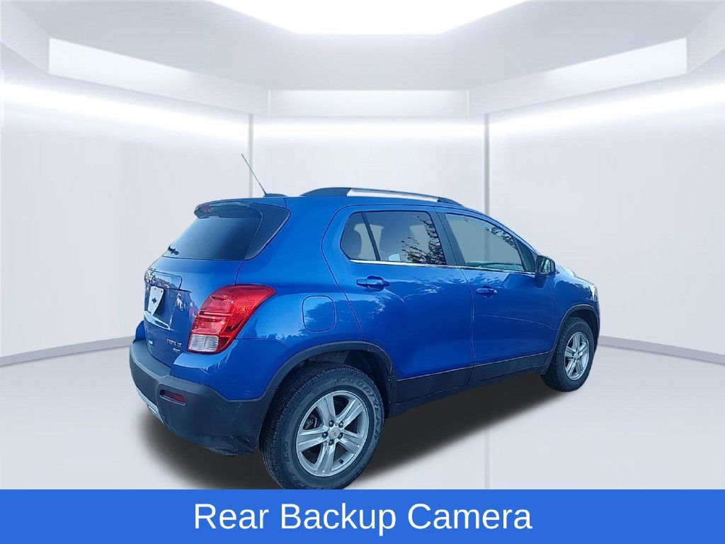 Used 2015 Chevrolet Trax LT AWD/4WD image 3