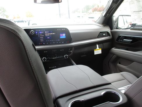 New 2026 Chevrolet Tahoe Z71 w/ Comfort Package image 14