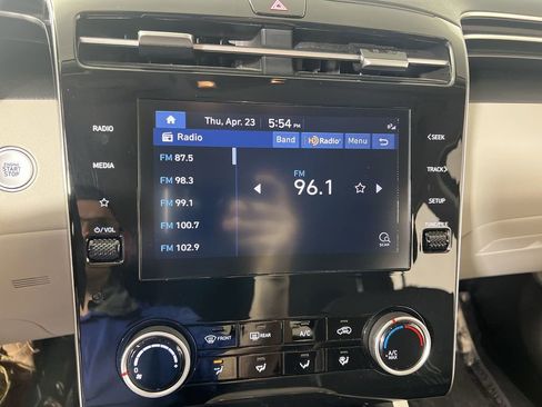 Used 2023 Hyundai Tucson SEL AWD/4WD image 14