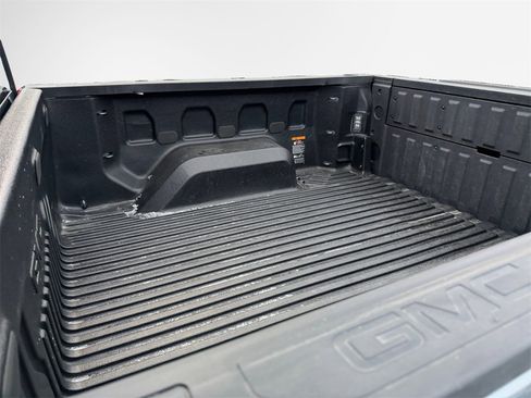 Used 2021 GMC Sierra 1500 Elevation image 25