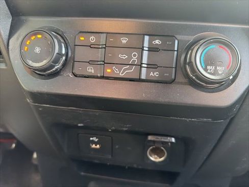 Used 2019 Ford F250 XL w/ STX Appearance Package image 39