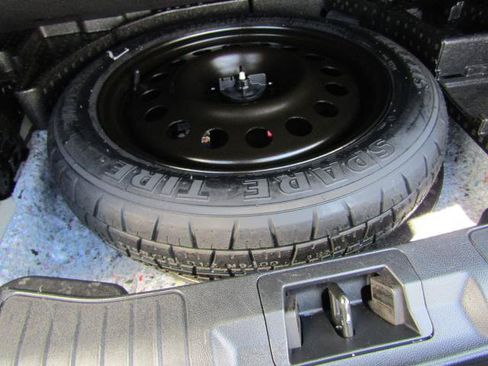 Used 2025 Ford Escape ST-Line Elite w/ Class II Trailer Tow Package AWD/4WD image 15