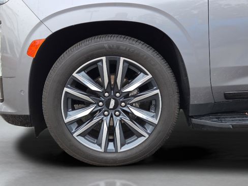 Used 2021 Cadillac Escalade Sport w/ Driver Assist Tech Package image 9