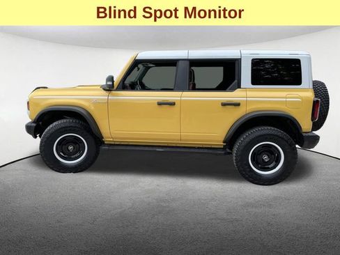 Used 2024 Ford Bronco Heritage Edition AWD/4WD image 7