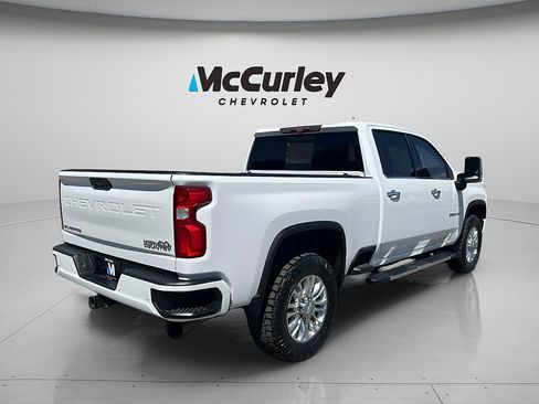 Used 2020 Chevrolet Silverado 2500 High Country w/ Z71 Off-Road Package AWD/4WD image 7