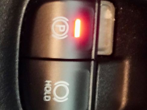 Used 2022 Toyota Corolla LE image 20