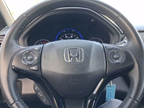 Used 2019 Honda HR-V Sport image 28