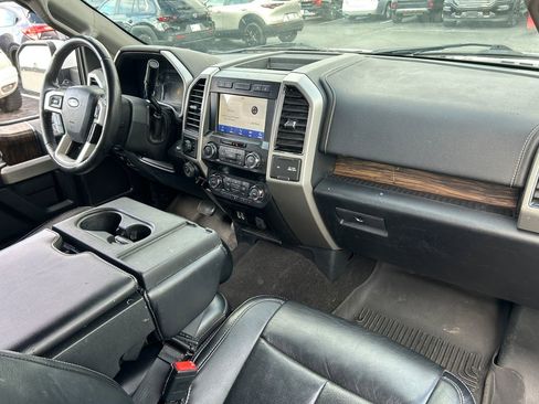 Used 2020 Ford F150 Lariat w/ Equipment Group 501A Mid image 32