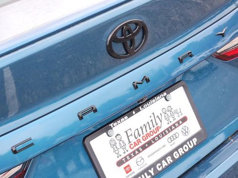 New 2026 Toyota Camry SE image 9