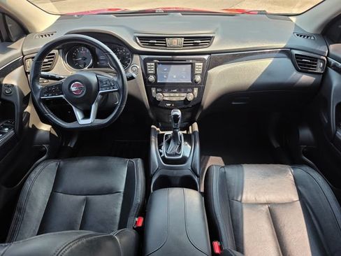 Used 2018 Nissan Rogue Sport SL FWD image 38